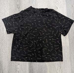 Nike The Tee Shirt Black Size Youth Large/ Women Small Sport Athleisure
